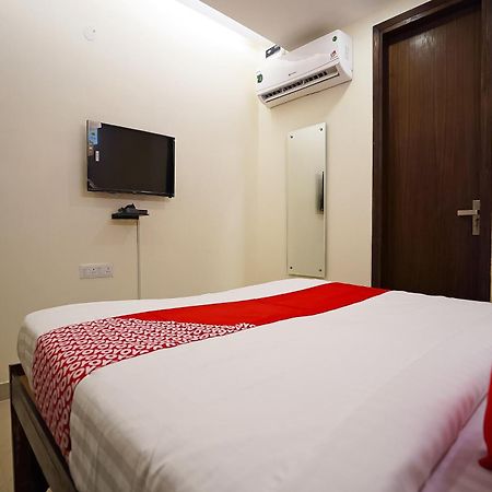 Hotel O Olive Saffron Delhi  Eksteriør bilde